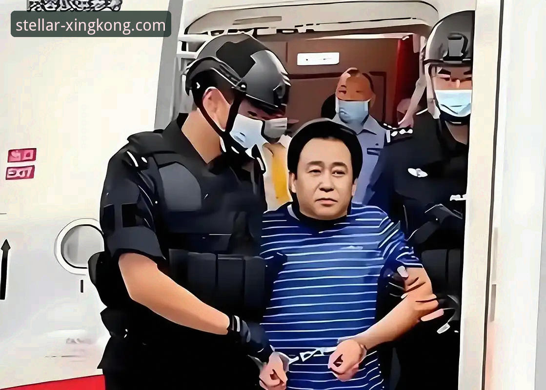 从“金元足球”到法庭审判：许家印与恒大足球兴衰的深度解析